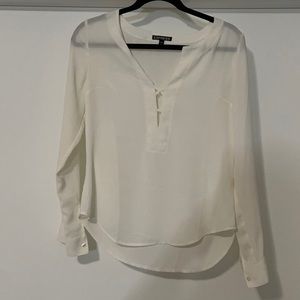 EXPRESS. Size XS. White